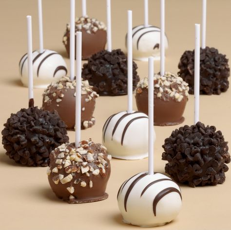 Brownie Pops Recipe, Spice Chart, Bon Bons Recipe, Brownie Pops, Dark Chocolate Brownies, Brownie Mix, Chocolate Covered Strawberries, Love Chocolate, Edible Art