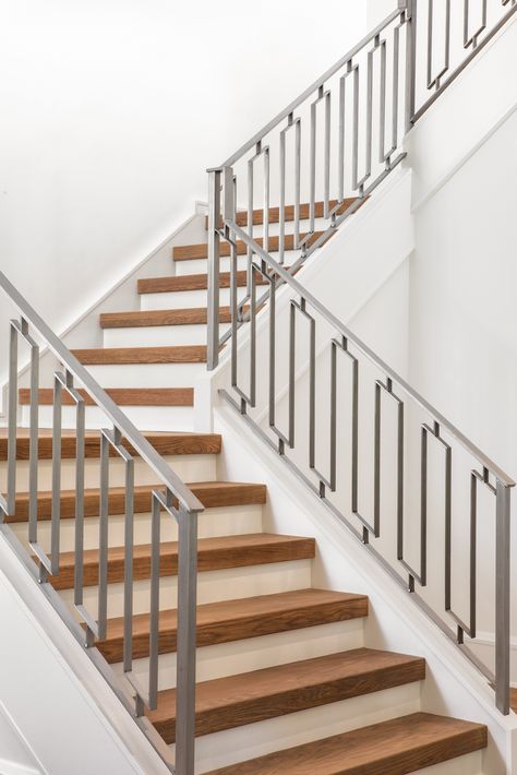 Chiott Custom Homes - custom stair rail Reling Design, Exterior Stair Railing, Steel Stair Railing, Metal Stair Railing, درج السلم, Modern Stair Railing, Stair Banister, Staircase Design Modern, Staircase Railing Design