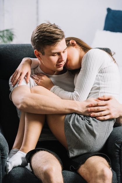 Woman sleeping on man lap in armchair | Free Photo #Freepik #freephoto #couple-sitting #romantic-couple #couple-home #girlfriend Woman Sleeping, Sleeping Pose, Couple With Baby, Sleeping Man, Man Hug, Couple Poses Drawing, Sitting On His Lap, Woman Laying, Photo Woman