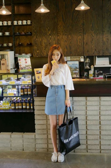 Denim Skirt Style Korea, Denim Skirt, Ootd, Mini Skirts