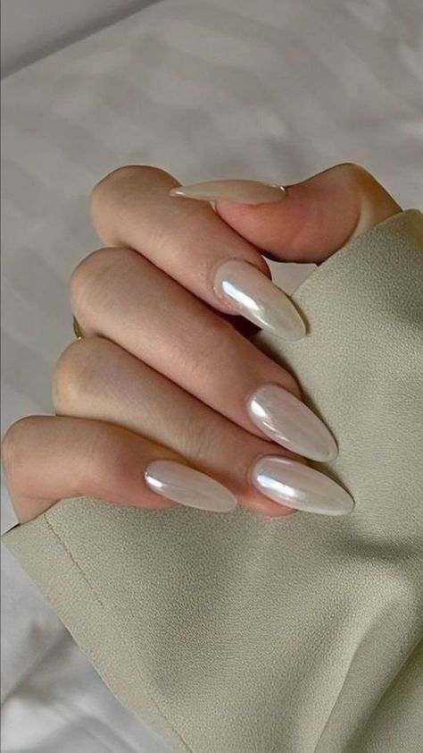 Engagement Nails, Milky Nails, Silver Nails, Bridal Nails, Classy Nails, Pretty Acrylic Nails, Chic Nails, Purple Nails, Nude Nails