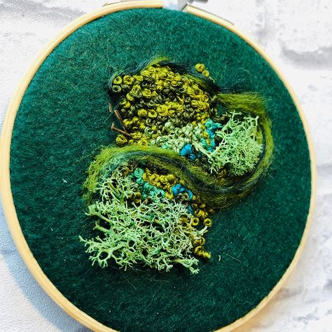 Check out my fun moss embroidery project on my blog with full tutorial video. #newblogpost Moss Embroidery Tutorial, Moss Embroidery, Hand Embroidery Projects, Modern Contemporary Style, Embroidery Needles, Embroidery Dress, Embroidery Tutorials, Embroidery Hoop, Embroidery Thread