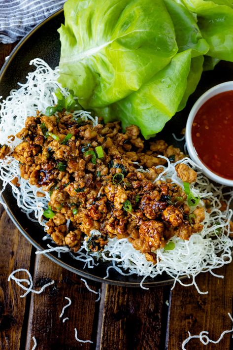 Sides For Lettuce Wraps, Chinese Chicken Lettuce Wraps, Of Changes Lettuce Wraps, Of Changs Chicken Lettuce Wraps, Copycat Pf Changs Lettuce Wraps, Asian Wraps Lettuce, Thai Lettuce Wraps Chicken, Chicken Lettuce Wraps Pf Changs, Lunch Lettuce Wraps