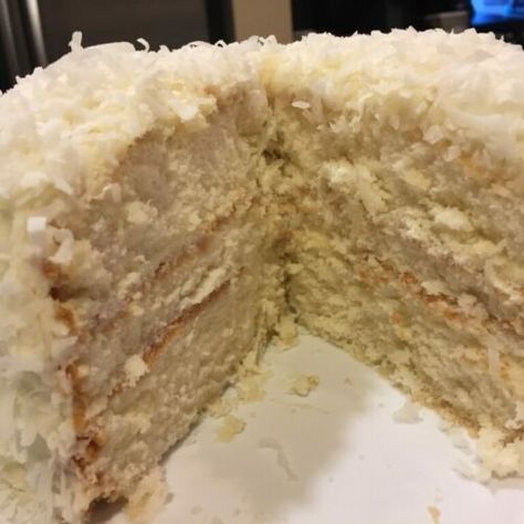 Homemade Coconut Cake Recipe, Seven Minute Frosting, Coconut Cream Cake, Coconut Cake Recipe, White Cake Mixes, Sweet Potato Pie, Monkey Bread, Grated Coconut, Sauce Tomate