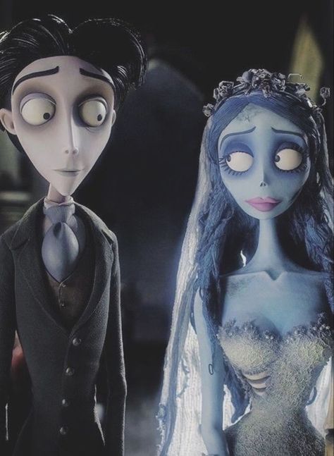 Victor Corpse Bride, Corpse Bride Tattoo, Corpse Bride Art, Corpse Bride Costume, Emily Corpse Bride, The Corpse Bride, Tim Burton Corpse Bride, Ghost Bride, Tim Burton Style