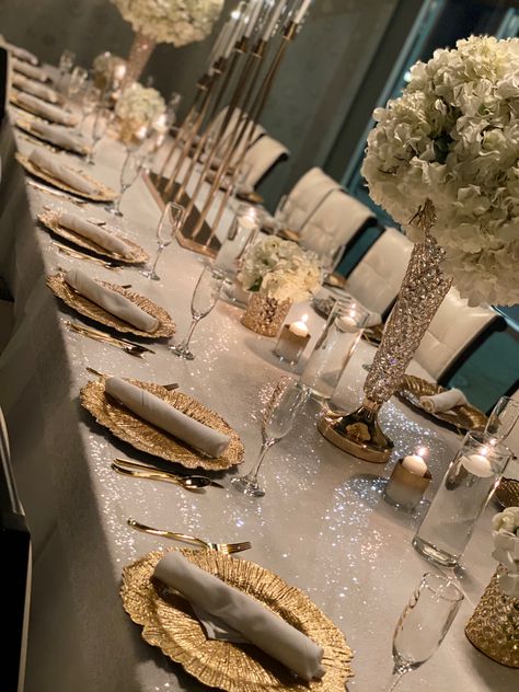 Non Balloon Decorations Party Ideas, Ivory And Gold Party Decorations, Brown White And Gold Party Decor, Gold Silver Decorations Party Ideas, Neutral And Gold Party Decor, White Silver And Gold Party Decor, Cream White And Gold Birthday Decor, Glam Dinner Party Decor, African Wedding Ideas Decor