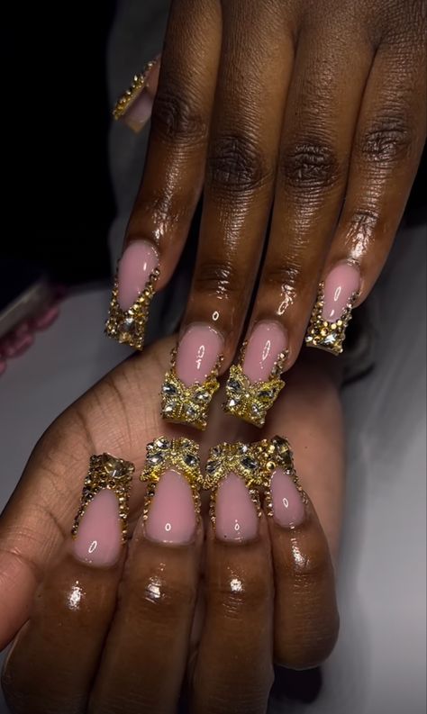 Gold Nails Short Square, Short Butterfly Nails, Gold Nails Short, Acrylic Nails Gold, Growth Tattoos, Sweet 16 Nails, Black Women Prom, 2024 Gold, Acrylic Nail Designs Coffin