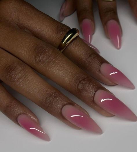 Clean Nails Look Natural, Almond Nails Black Women, Nail Airbrush, Ambre Nails, Classy Almond Nails, Airbrush Nail Art, Pastel Butterfly, Butterfly Nail Designs, Nyc Nails