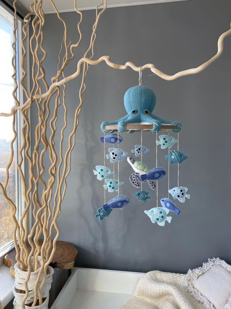 Turtle Nursery Theme, Octopus Nursery, Nautical Mobile, Diy Baby Room Decor, Fish Mobile, Handmade Mobile, Mobile Craft, Mobile Hanging, Diy Baby Mobile