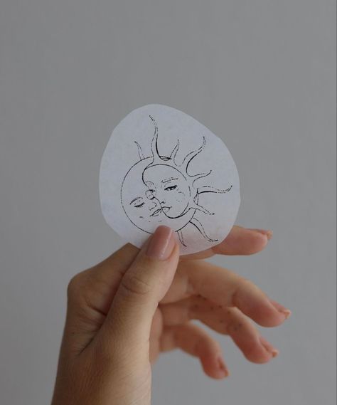 Small Tattoo Ideas Sun And Moon, Tiny Moon And Sun Tattoo, Small Sun Tattoo With Face, Honey Honey Tattoo, Small Simple Moon Tattoo, Sun And Moon Face Drawing, Sun And Moon Stars Tattoo, Sun N Moon Tattoo Design, No Pressure Tattoo