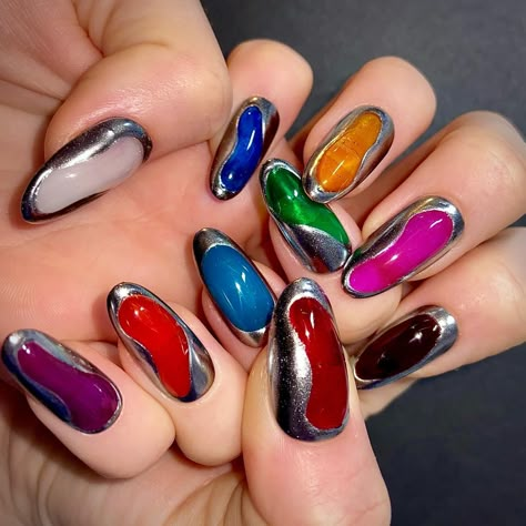 🪼 JELLY JEWELS 🪼 we looooove a jelly jewel tone moment 💙💜❤️🧡💚 luxury press on nails are a bit like jewelry - you can easily pop on a set to match your outfit or occasion, then REUSE them several more times! 💎💅🏻 what a concept! nail set concept from @cheekydevil_nails @apresnailofficial jelly gels, medium round tips @vettsystore jelly gels @functionofvex heavy metal chrome @madam_glam perfect black @makartt_official rhinestone glue @miasecret glass finish #pressonnails #pressonnailsfo... Jelly And Chrome Nails, Multi Chrome Nails, Jewel Toned Nails, Jelly Chrome Nails, Nail Designs Long Nails, Fun Colorful Nails, Jewel Tone Nails, Jewel Nails, Pop Nails