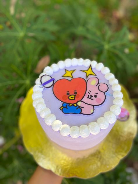 Bt21 Birthday Cake, Bts Cake Simple, Birthday Plan Ideas, Bts Party, Bts Cake, Korean Cake, Mini Cakes Birthday, Simple Birthday Cake, Birthday Planning