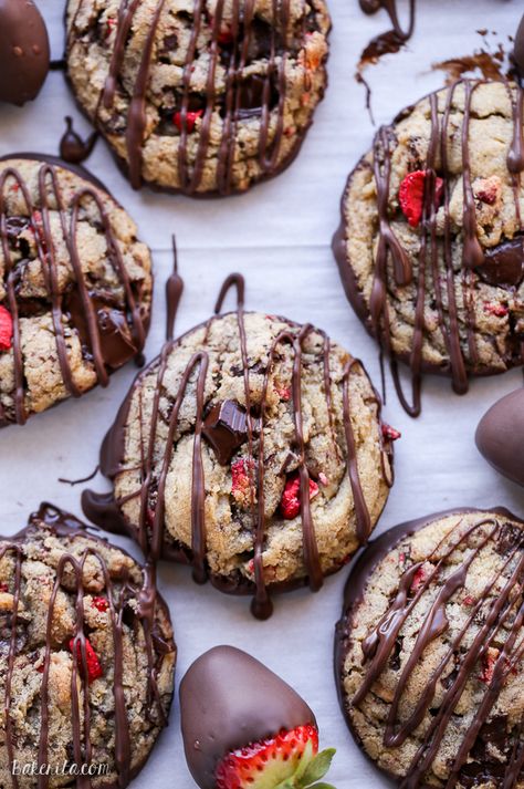 Chocolate-Dipped Strawberry Chocolate Chip Cookies - Bakerita Strawberry Chocolate Chip, Strawberry Chocolate Chip Cookies, Soft Chewy Cookies, Strawberries And Chocolate, Chewy Cookies, Strawberry Chocolate, Chocolate Dipped Strawberries, Freeze Dried Strawberries, Strawberry Dip