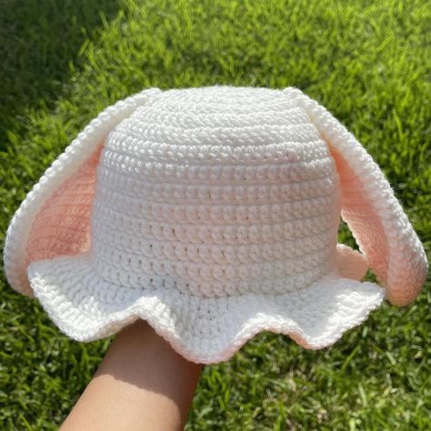 Crocheted Bunny Hat, Crocheted Bucket Hat Pattern, Bucket Hat Crochet Bunny, Crochet Bunny Bucket Hat, Crochet Hat Cute, Bunny Bucket Hat Crochet, Crochet Hat Bunny, Crochet Easter Hat, Cute Hat Crochet