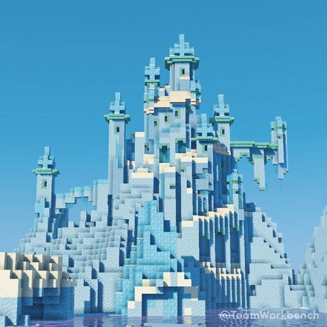 Minecraft Ice Castle, Minecraft Building Designs, Minecraft Base, Ice Palace, Minecraft Castle, Minecraft Inspiration, Minecraft City, Ice Castles, Minecraft Plans