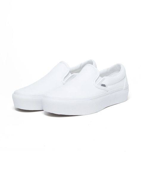 Platform Slip On Vans Outfit, White Slip On Shoes Outfit, White Vans Shoes, Vans Shoes Women, White Slip On Vans, White Slip On Shoes, Vans Outfit, Fun Socks, White Vans