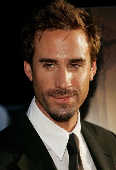 joseph fiennes Joseph Fiennes, Guy Pearce, Mental Institution, Shakespeare In Love, A Man In A Suit, Man In A Suit, Ralph Fiennes, Bedroom Eyes, Handmaid's Tale