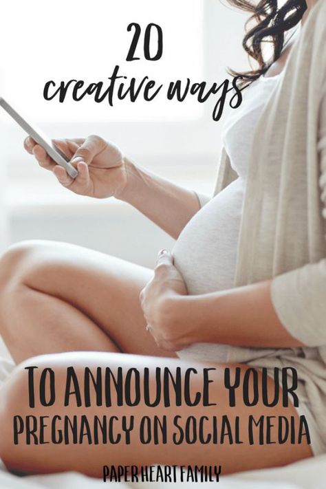 If your planning announcing your pregnancy on Facebook, this post with inspire you to come up with the perfect announcement, complete with quote ideas, photo ideas and video ideas. First Trimester Tips, Pregnancy Announcement To Parents, Unique Pregnancy Announcement, First Time Pregnancy, Cute Pregnancy Announcement, Pregnancy Announcement Photos, Pregnancy Information, Pregnancy Announcement To Husband, Announcement Ideas