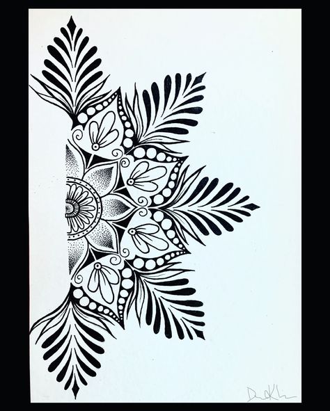 Long Mandala Design, Mandala Add Ons Tattoo Ideas, Dot Shading Tattoo Design, Trippy Mandala Tattoo, Dotwork Tattoo Mandala Dots, Half Mandala Drawing, Half Mandala Tattoo Design, Dot Work Tattoo Design, Dotwork Pattern