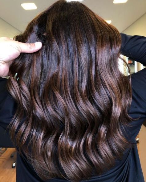 Dark Brown Hair with Milk Chocolate Balayage Balayage, Chocolate Brown Hair Ideas, Milk Chocolate Hair, Chocolate Balayage, Chocolate Blonde, Brown Hair Ideas, Dark Chocolate Hair, Dark Chocolate Brown Hair, Anna Hair