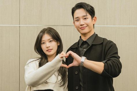 Jung Hae In And Jung So Min Preview Romantic Chemistry At First Script Reading For New Rom-Com Drama “Love Next Door” The Executioner, Script Reading, So Min, Jung So Min, Youtube Instagram, Kim Soo Hyun, Korean Entertainment, Women Names, Movie Premiere