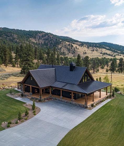 Rustic Ranch House Exterior, Montana Ranch House, Ranch House Exterior, Futuristic Home, Barn Style House Plans, Dream Life House, Modern Barn House, Barndominium Floor Plans, Barn Style House