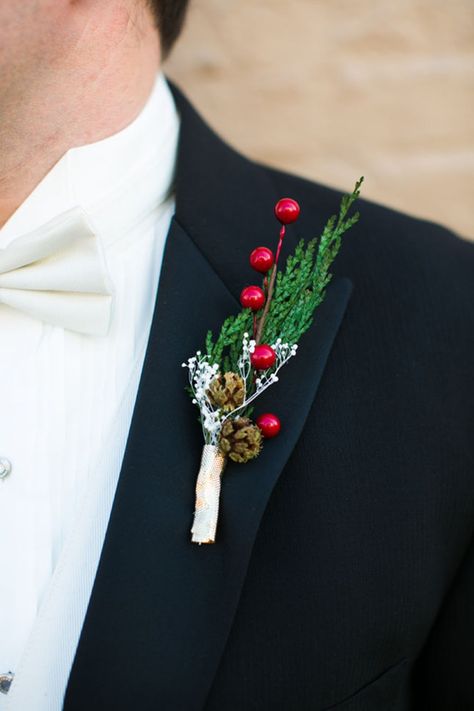 Christmas Wedding Themes, Christmas Rock, December Wedding, Winter Wedding Inspiration, Winter Wonderland Wedding, Wedding Winter, Diy Wedding Flowers, Boutonniere Wedding, Theme Color