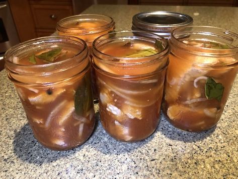 Pickled Salmon Recipes, Pickled Salmon, Pickling Spice, Fisherman Style, Crowd Pleasing Recipes, Salmon Recipe, Pickling Recipes, Salmon Fillets, Fermented Foods