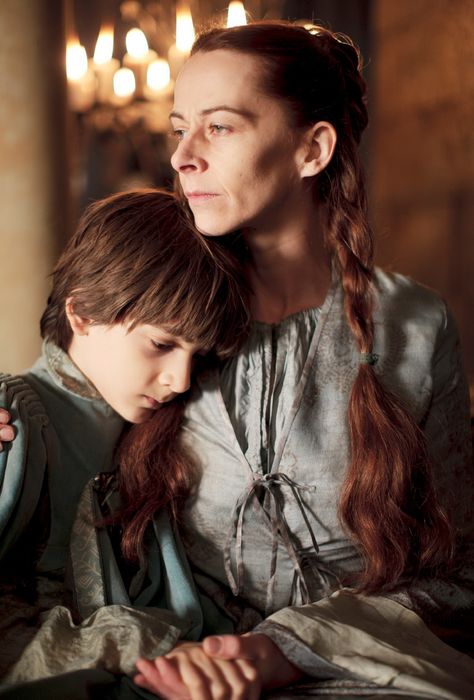 Game of Thrones - Season 1 Episode 8 Still Robin Arryn, Lysa Arryn, Ramsey Bolton, John Bradley, Robin Photos, Eddard Stark, Catelyn Stark, Game Of Thrones Costumes, Game Of Thrones Series