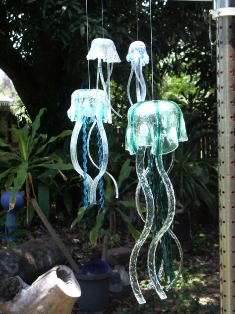 Victoria Nelson Glass Jellyfish Chimes Jellyfish Windchime, Dark Jellyfish, Glass Jellyfish, Wind Chimes Homemade, Plastic Bottle Art, Verre Design, Glass Wind Chimes, Diy Wind Chimes, Diy Outdoor Decor