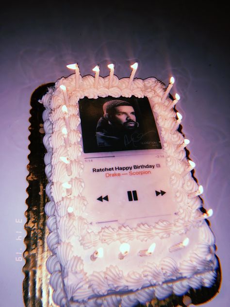 Drake birthday cake Ratchet Birthday Cake, Ratchet Happy Birthday Cake, Drake Themed Birthday Party, 26 Birthday Ideas For Him, Rapper Birthday Cake, Ratchet Happy Birthday, Drake Happy Birthday, Drake Birthday Cake, Drake Birthday