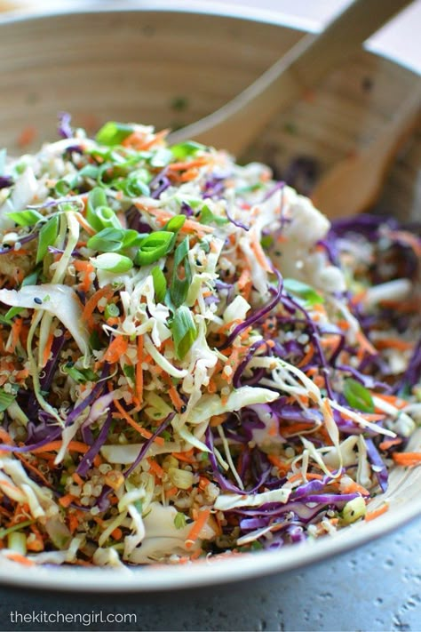 Asian Quinoa Slaw Salad is clean-eating, Asian-style, vegetables and protein-packed quinoa. Meal prep it for the busy week. Add chicken, pork, or other veggies. GF/Vegetarian. http://thekitchengirl.com Chinese Cabbage Salad, Asian Slaw Recipe, Asian Quinoa, Ginger Vinaigrette, Slaw Salad, Goddess Party, Asian Slaw, Super Salads, Frugal Recipes