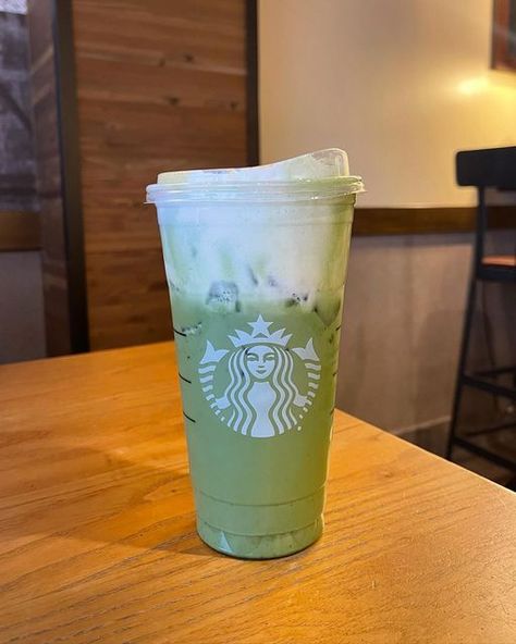 Sugar Cookie Syrup, Starbucks Matcha Green Tea, Matcha Latte Starbucks, Vanilla Sweet Cream Cold Foam, Matcha Frappuccino, Iced Matcha Green Tea, Sweet Cream Cold Foam, Vanilla Sweet Cream, Starbucks Drink Menu