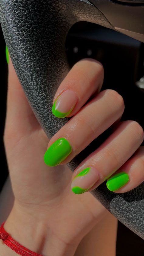 Fluorescent Green Nails, Orange Fingernails, Neon Green Almond Nails, Neon Pink And Green Nails, Nails Inspo Green, Bright Green Nails, Neon Green Nails, Minimal Nails, Finger Nails