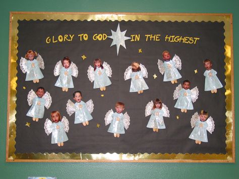 Preschool Door, Kindergarten Bulletin Boards, Christmas Bulletin Boards, Christian Bulletin Boards, Teacher Bulletin Boards, Christmas Classroom Door, Sunday School Classroom, Winter Bulletin Boards, Christmas Bulletin Board