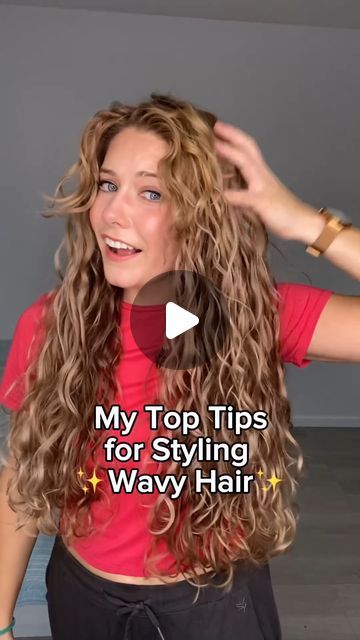 LUS | Love Ur Self on Instagram: "Achieving defined, gorgeous wavy hair is easier than ever with @katherinepagewaves's top tips 😍 #curlyhair #wavyhair #wavyhairtips" Womens Long Wavy Hairstyles, Cute Hairstyles For Long Thick Wavy Hair, Natural Wavy Hair Highlights, Butterfly Haircut Long Wavy Hair, Best Cut For Wavy Hair, Defined Wavy Hair, 2c Wavy Hairstyles, Curly Hair To Wavy Hair Tutorial, Styling Long Wavy Hair