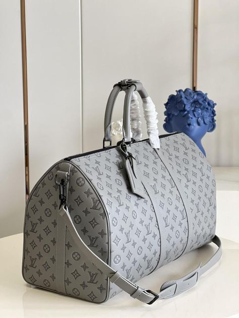 Lv Luggage Travel, Louis Vuitton Luggage Set, Para Sf, Luggage Sizes, Louis Vuitton Keepall, Carry On Luggage, Vuitton Bag, Travel Bag, Luxury Bags