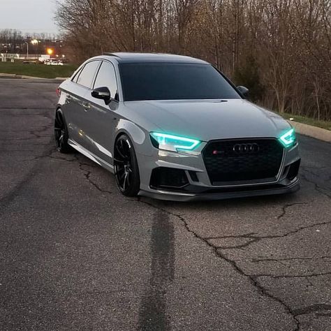 Charged up for Friday 😏 @raudi_rs #onlyaudi #audi #quattro #audirs3 #rs3 #sportback #audis3 #s3 #audia3 #a3 #instaaudi #audilove #audifan… Modified Audi A4, Audi Modified, Audi Hatchback, Audi Pictures, Modified Audi, A3 Hatchback, Audi Sportback, Audi Rs 3, Audi Q