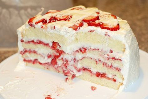 Cleveland Cassata Cake Casada Cake, Strawberry Cassata Cake, Casada Cake Recipe, Casata Cake, Cassata Cake Recipe, Cassata Cake, Strawberry Custard, Cake Summer, She Cooks