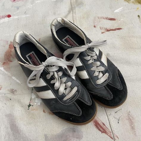 Vintage low profile sporty sneakers by Skechers... - Depop Sketchers Aesthetic, Sporty Sneakers, Sketchers Sneakers, Fall 2024, Very Well, Low Profile, Sneakers, How To Wear, Clothes