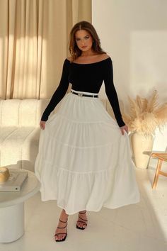 Tiered Long Skirts, Long Skirts With Belts, White Tier Skirt Outfit, Poses With Long Skirts, Long Layered Skirt Outfit, Styling A Long White Skirt, White Long Skirts, White Layered Skirt Outfit, Midsize Long Skirt Outfit