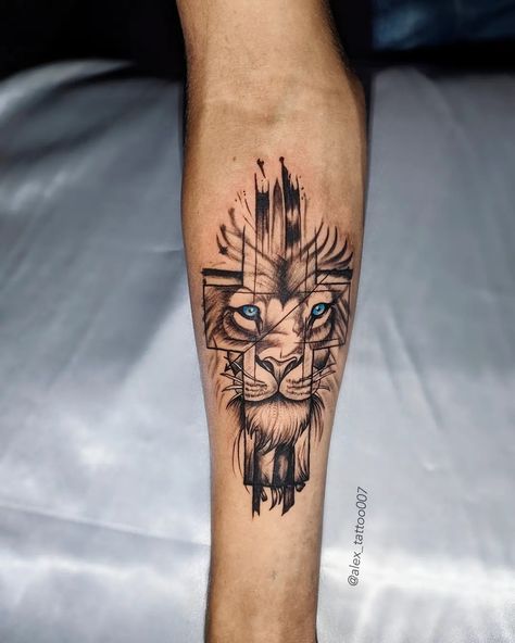 Arte Alex Tattoo, Clock Tattoos, Tatuagem Masculina Pequena, Iphone Wallpaper Hipster, Cool Tattoos For Guys, Clock Tattoo, Instagram Tattoo, Cool Small Tattoos, Calf Tattoo