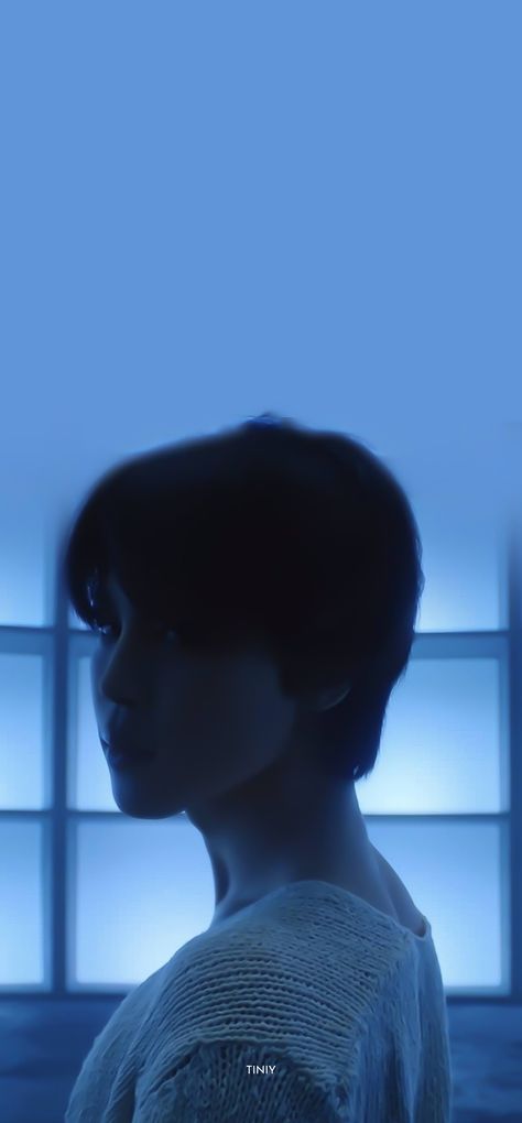 Homescreen Wallpaper Samsung, Jimin Set Me Free Wallpaper, Jimin Blue Wallpaper, Bts Blue Wallpaper, Kpop Blue Wallpaper, Dark Kpop Wallpaper, Jimin Blue Aesthetic, Jimin Background, Blue Jimin