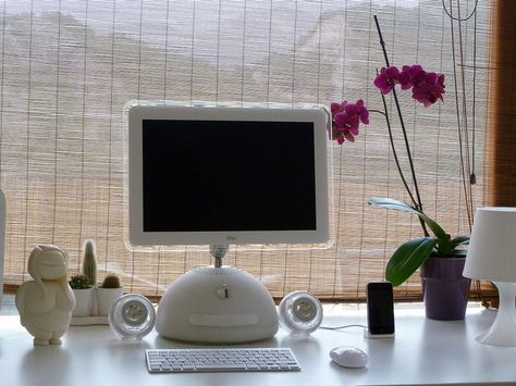 Imac G4, 2000s Core, Imac G3, Apple Macintosh, Retro Tech, Tech Aesthetic, Frutiger Aero, Retro Gadgets, Apple Imac