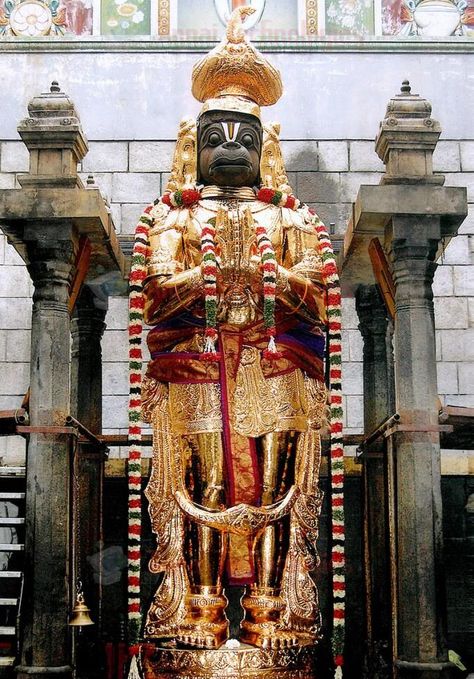 Anjaneyar Temple located in Namakkal District of Tamilnadu. The temple is in the heart of the Namakkal town. The idol of Anjaneyar is 18 ft. tall, making it one of the tallest idols of Hanuman in India. Devotees pray here for getting success in marriage alliances, child boon and for academic distinctions. It is believed that if one who performs special pujas here on #HanumanJayanthi, one will be relieved of the ill effects of Planets Shani & Rahu.  #NamakkalAnjaneyarTemple #HanumanJayanti2019 Namakkal Anjaneyar, Lord Anjaneya, Hanuman Mantra, Hanuman Jayanthi, Hanuman Temple, Sri Hanuman, God Hanuman, Hanuman Ji Wallpapers, Hanuman Hd Wallpaper