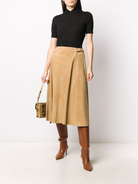 Ralph Lauren Collection Buckled Suede Midi Skirt - Farfetch Suede Skirt Outfit Fall, Long Suede Skirt, Suede Skirt Outfit, Suede Midi Skirt, Skirt Outfit Fall, Business Casual Fall, Midi Skirt Outfit, Winter Work, Suede Skirt