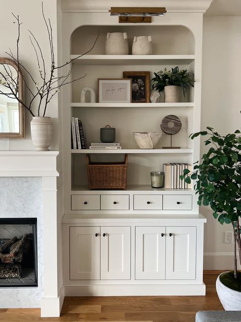 Studio Mcgee Bookshelf Styling, 81 Aureate, Studio Mcgee Office, Bookshelves Display, Dresser Inspo, Shelf Decor Living Room, Bookshelves In Living Room, Studio Mcgee, White Socks