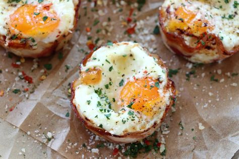 Pancetta Breakfast Egg Cups Protein Filled Breakfast, Easy On The Go Breakfast, On The Go Breakfast, Fancy Breakfast, Clean Food Crush, Egg Muffins, Sauteed Veggies, Christmas Breakfast, Parmesan Cheese