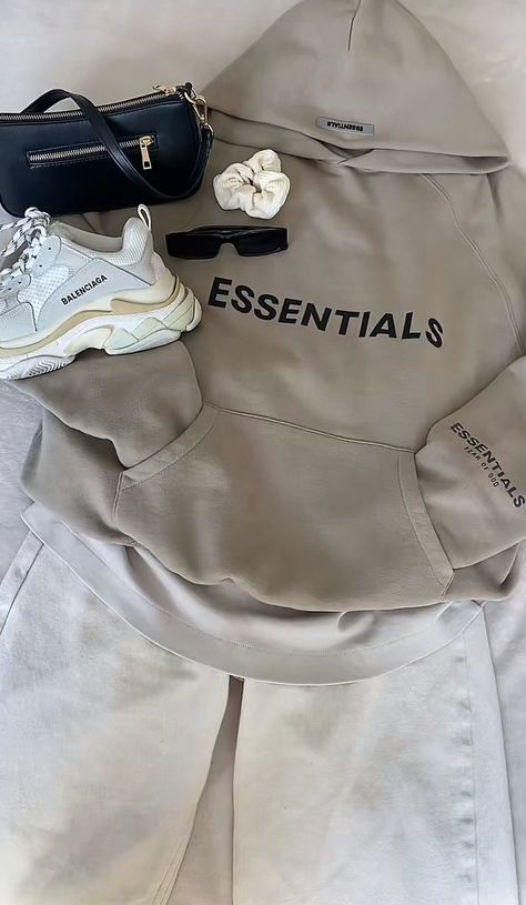 Dark beige essentials hoodie styled with Balenciaga runners, beige scrunchie, black clutch, and black glasses. Beige Hoodie Outfit, Like Aesthetic, Beige Hoodie, Balenciaga Runners, Top Aesthetic, Black Clutch, Dark Beige, Hoodie Outfit, How To Style