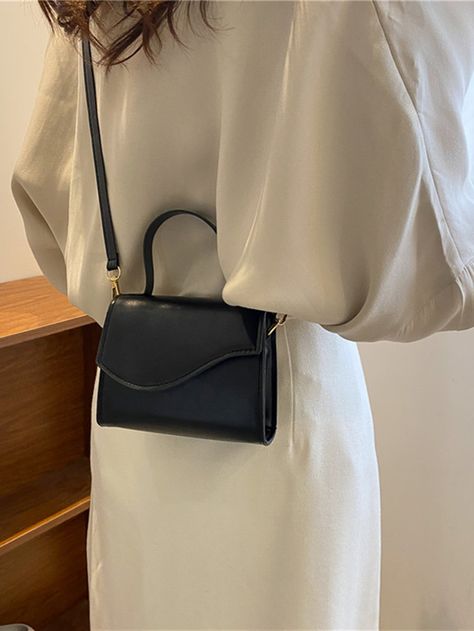 Mini Minimalist Irregular Flap Satchel Bag Side Bags For Women Outfit, Small Shoulder Bags For Women, Minimal Leather Bag, Black Formal Bag, Small Black Bag Outfit, Minimalist Office Shoulder Bag, Formal Bags For Women, Side Bag Outfit, Bags Aesthetic Black